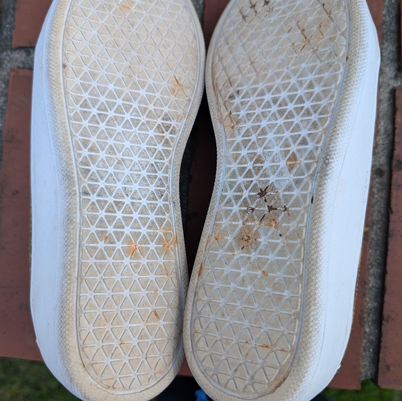 Vélez low platform sneakers in snakeskin and neon. EUC size 39 (8.5) - Picture 4 of 9